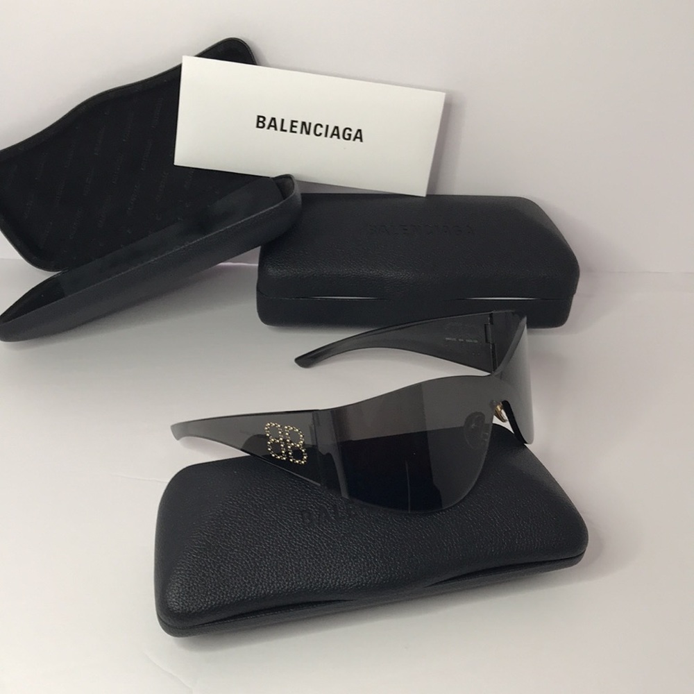 New - Balenciaga BB0122s 004 Women's Black Mask Round Sunglasses - Picture 17 of 17